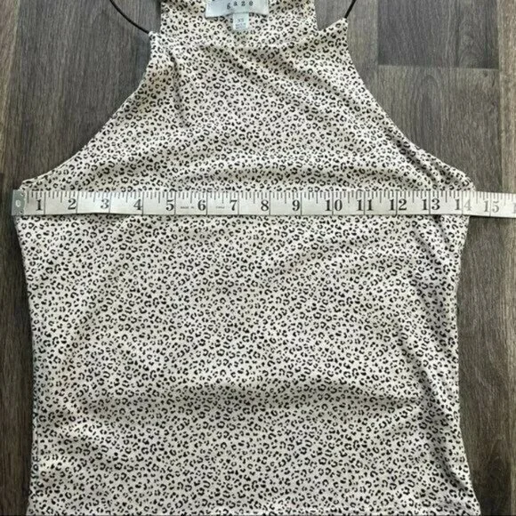 Leopard Print Sleeveless Cream & Black top Cropped Size S - Picture 5 of 6